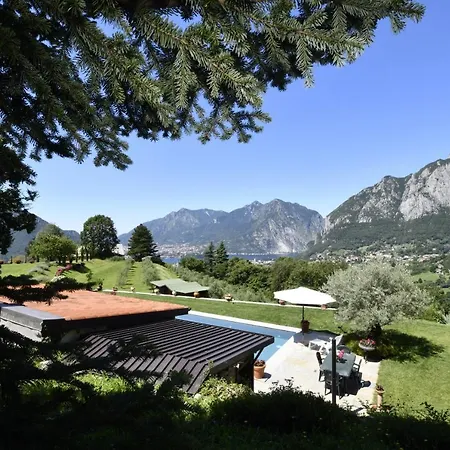 Angel's - Panoramic View